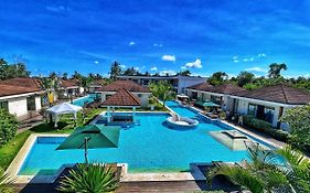 Amphitrite Resort